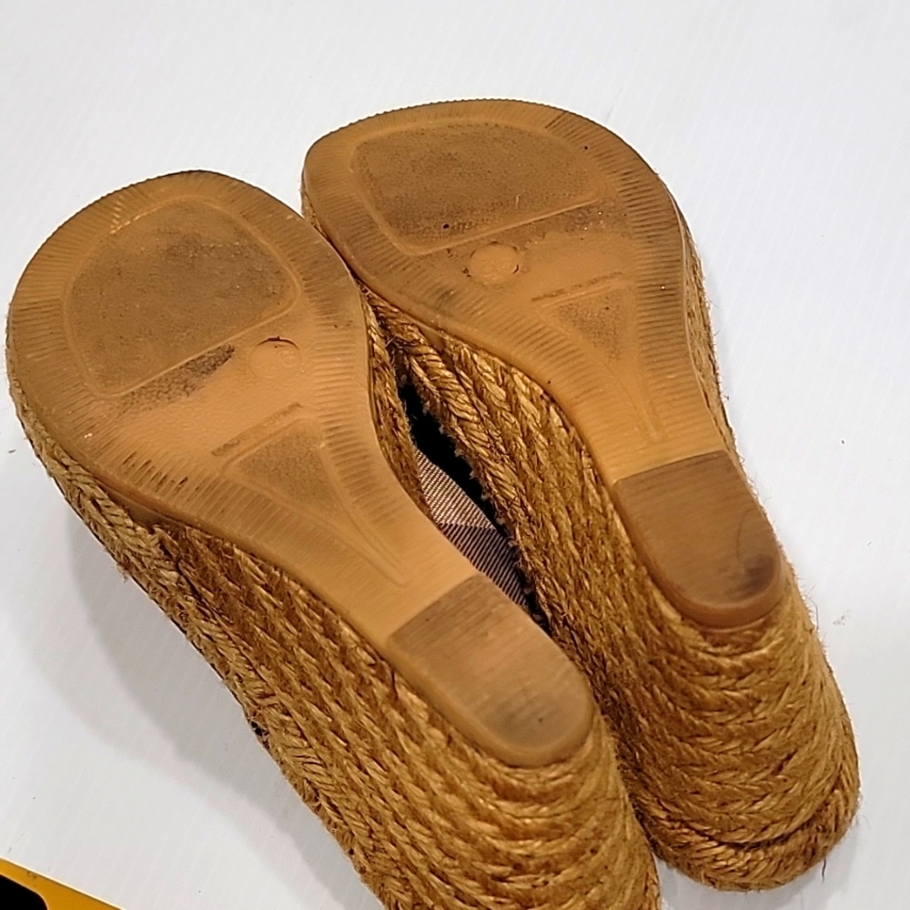 Burberry wedge sandals - Picture 8 of 10